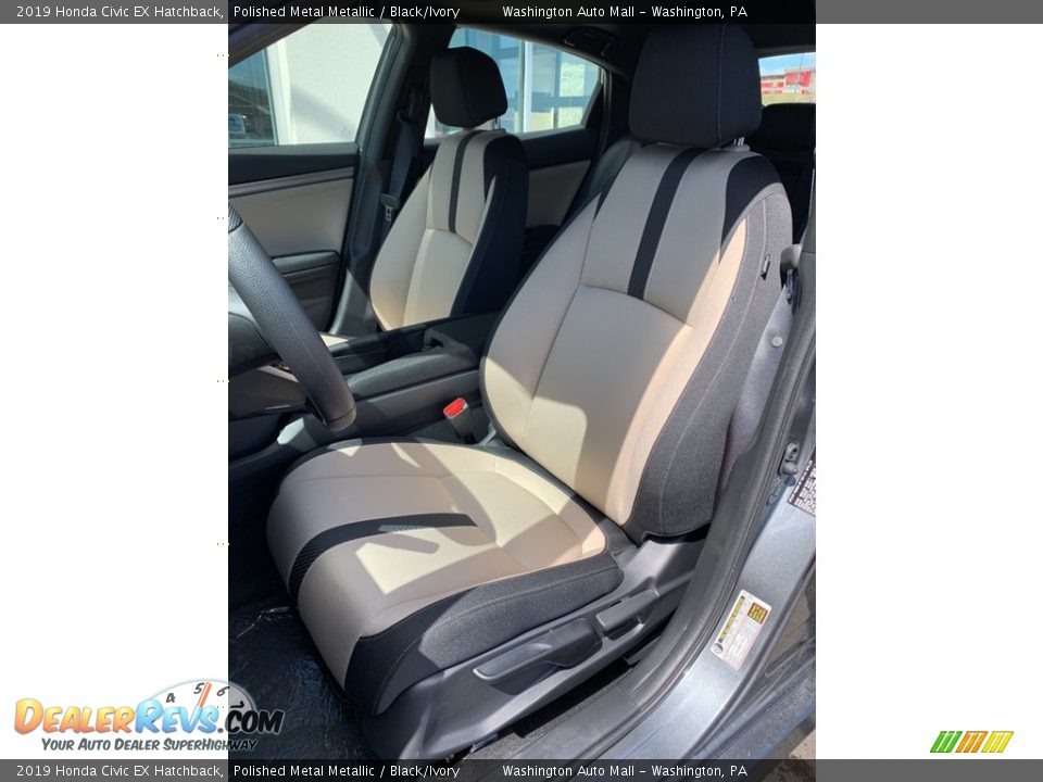 2019 Honda Civic EX Hatchback Polished Metal Metallic / Black/Ivory Photo #12