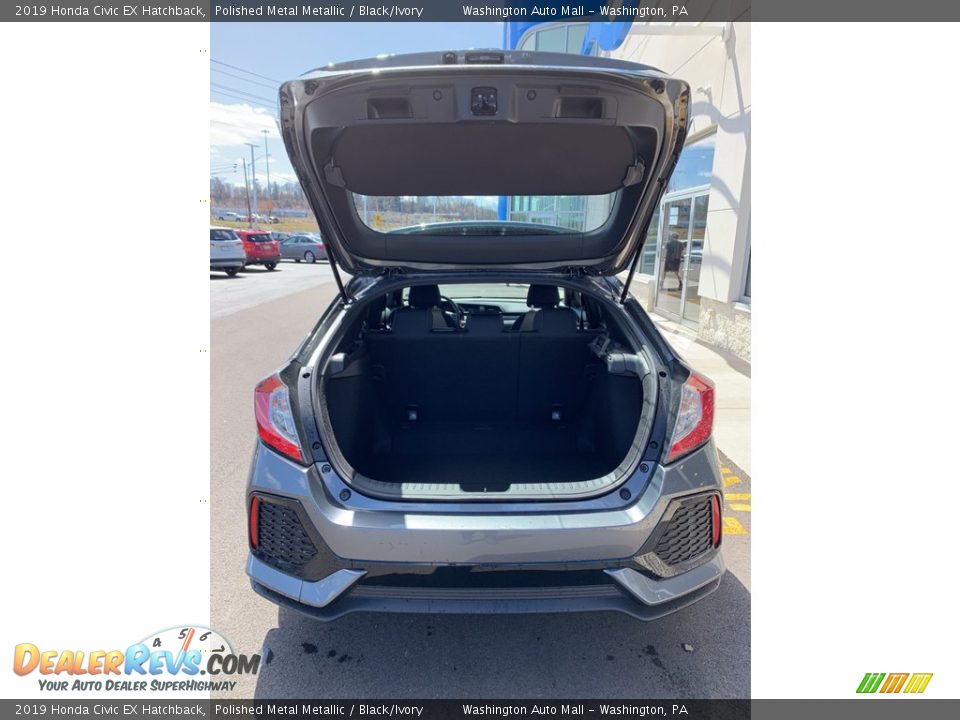 2019 Honda Civic EX Hatchback Polished Metal Metallic / Black/Ivory Photo #20
