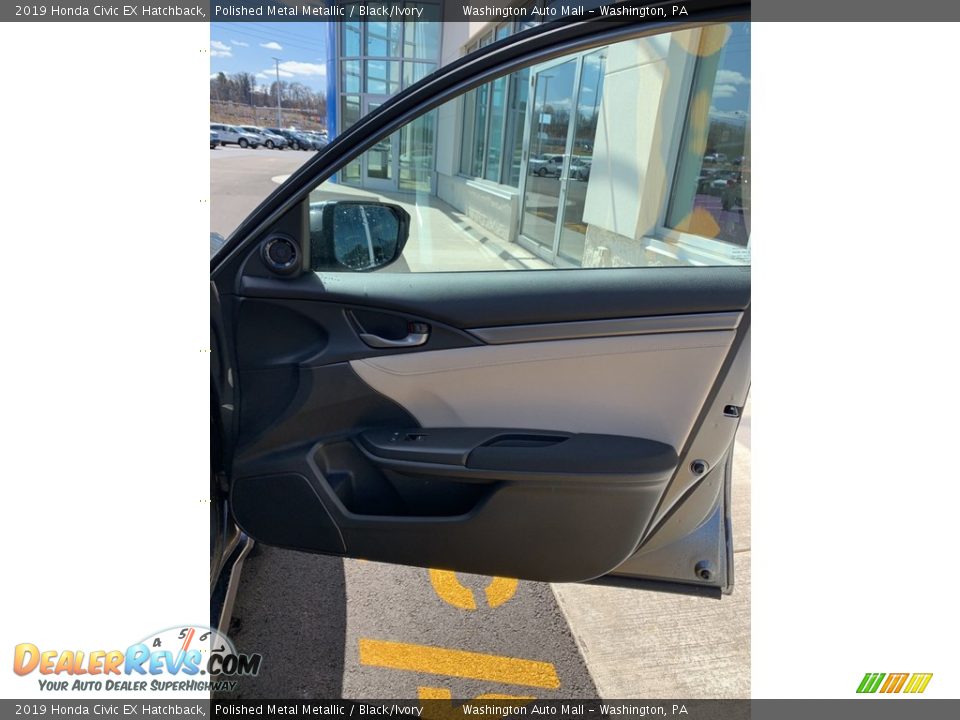 2019 Honda Civic EX Hatchback Polished Metal Metallic / Black/Ivory Photo #25
