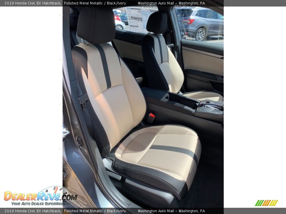 2019 Honda Civic EX Hatchback Polished Metal Metallic / Black/Ivory Photo #26