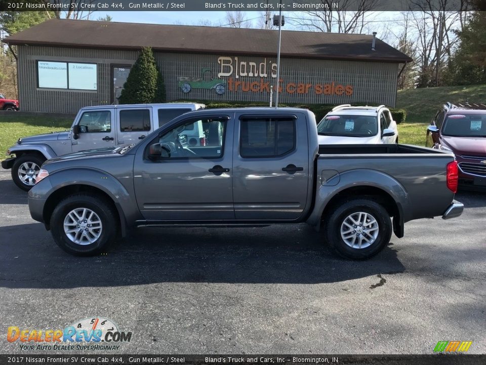 2017 Nissan Frontier SV Crew Cab 4x4 Gun Metallic / Steel Photo #1