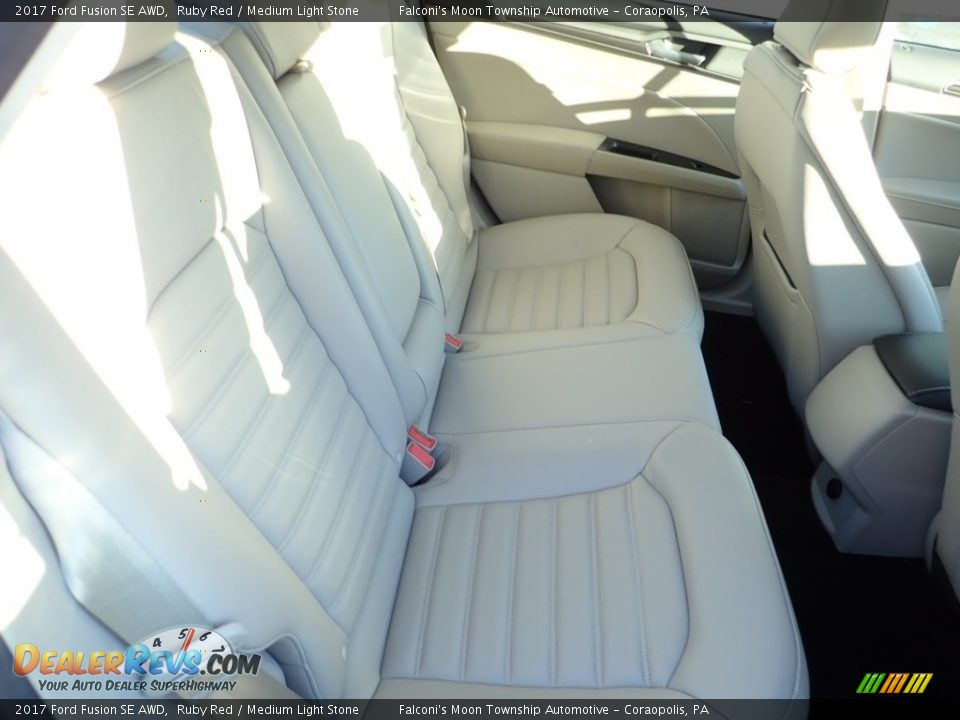 2017 Ford Fusion SE AWD Ruby Red / Medium Light Stone Photo #14