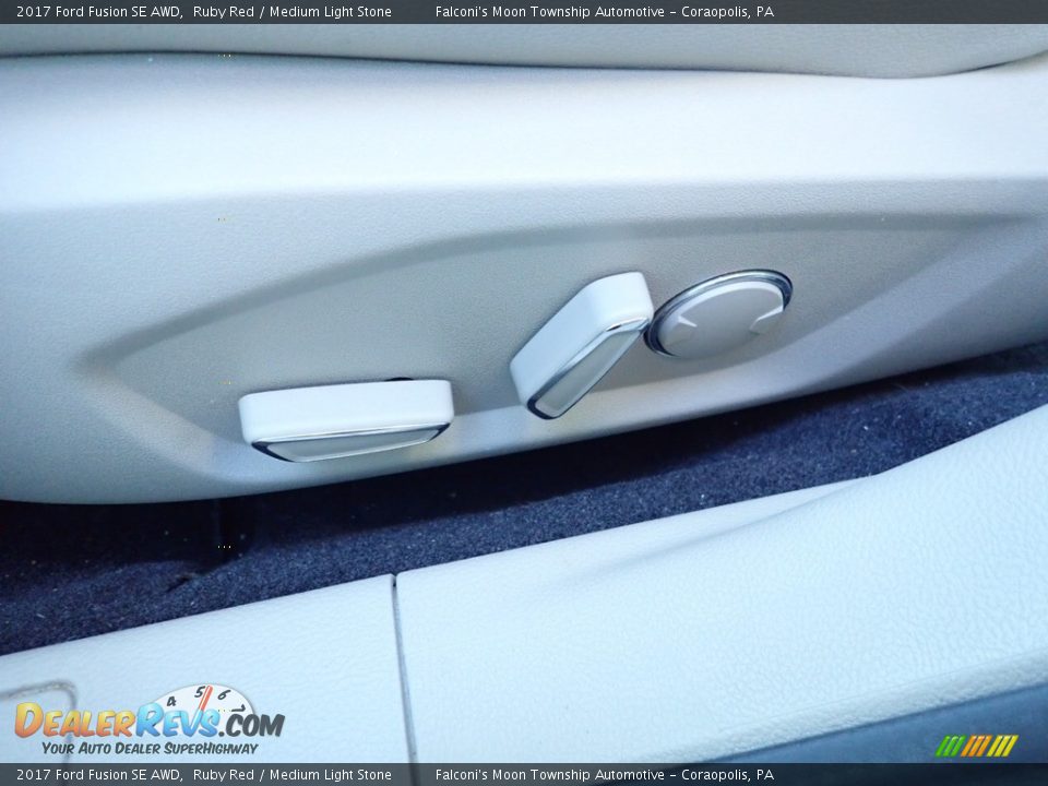 2017 Ford Fusion SE AWD Ruby Red / Medium Light Stone Photo #20