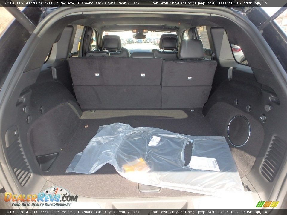 2019 Jeep Grand Cherokee Limited 4x4 Diamond Black Crystal Pearl / Black Photo #5