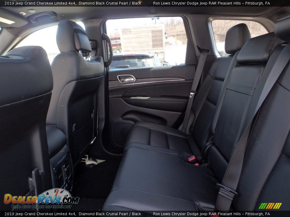 2019 Jeep Grand Cherokee Limited 4x4 Diamond Black Crystal Pearl / Black Photo #12