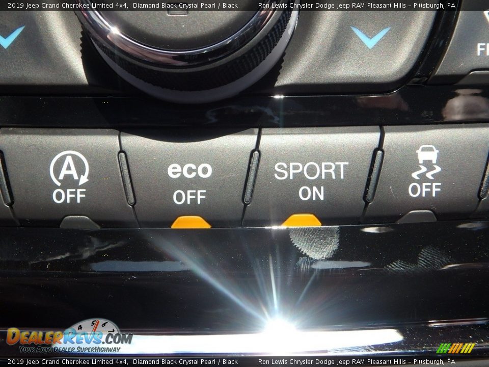 2019 Jeep Grand Cherokee Limited 4x4 Diamond Black Crystal Pearl / Black Photo #19