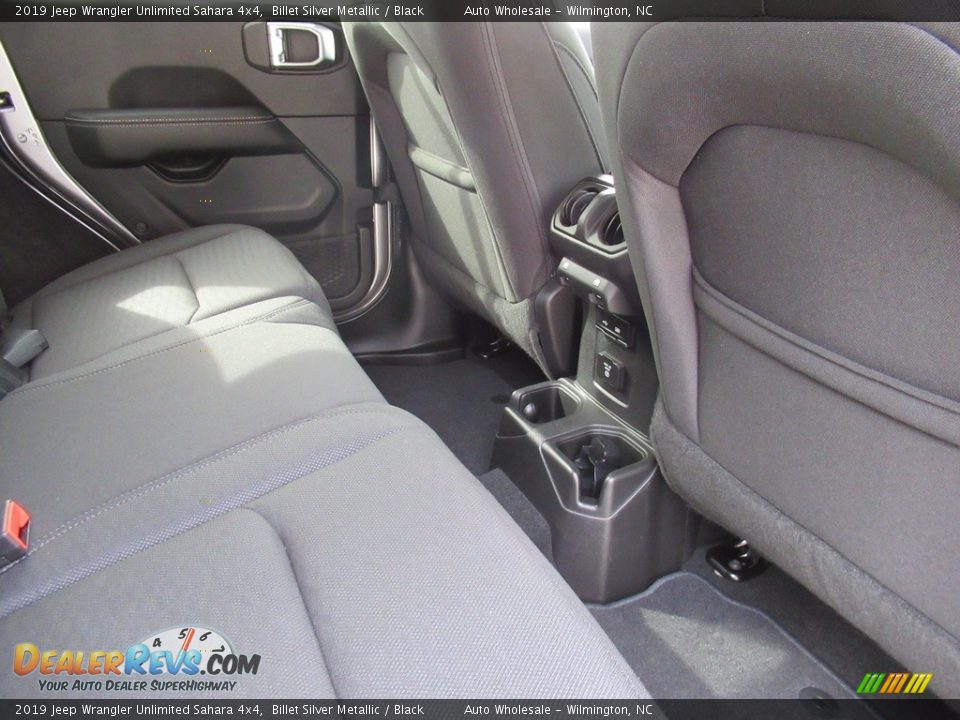 2019 Jeep Wrangler Unlimited Sahara 4x4 Billet Silver Metallic / Black Photo #13