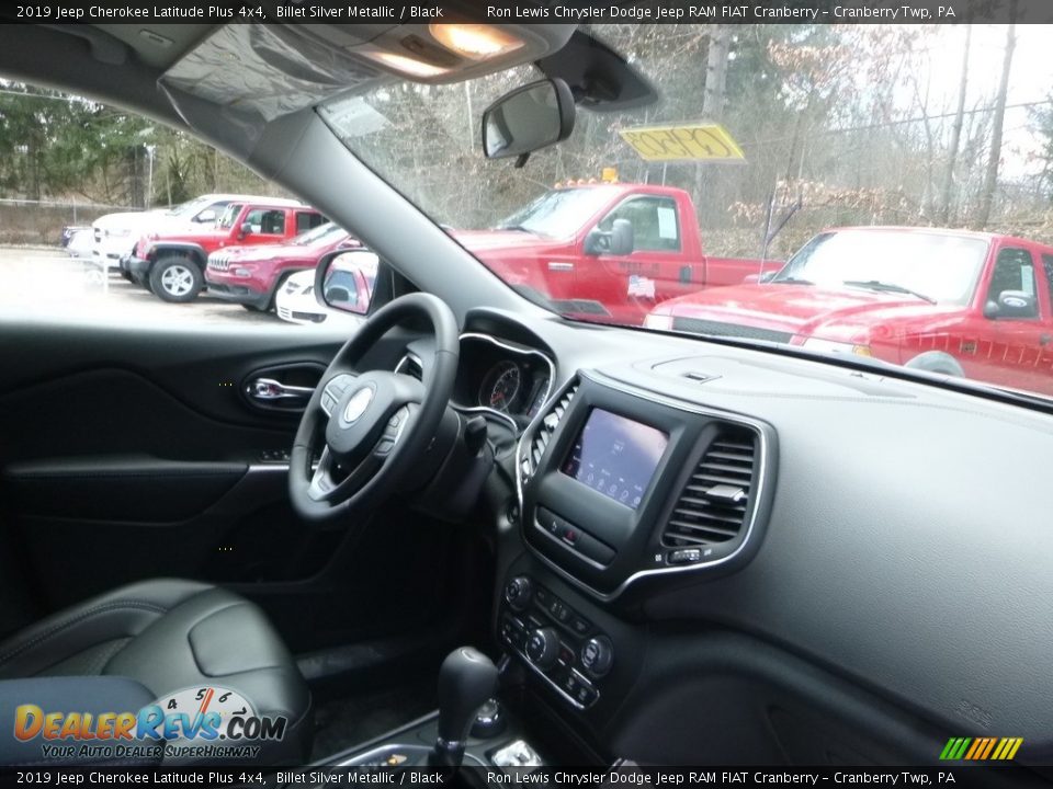 2019 Jeep Cherokee Latitude Plus 4x4 Billet Silver Metallic / Black Photo #11