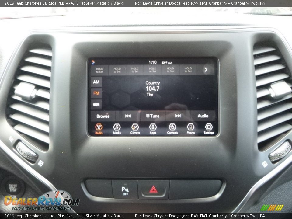 2019 Jeep Cherokee Latitude Plus 4x4 Billet Silver Metallic / Black Photo #16