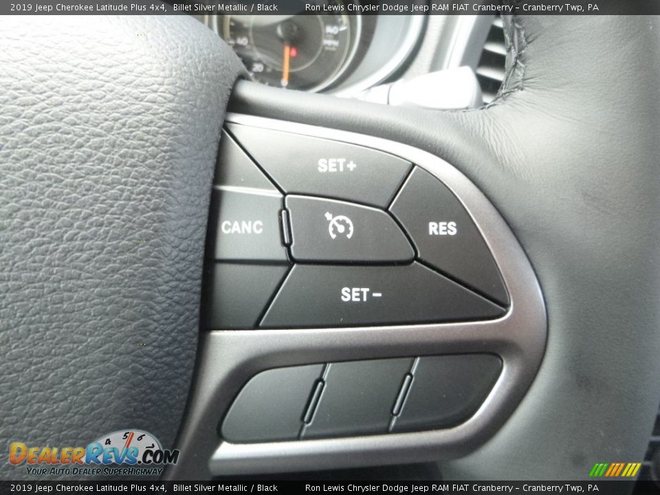 2019 Jeep Cherokee Latitude Plus 4x4 Billet Silver Metallic / Black Photo #18