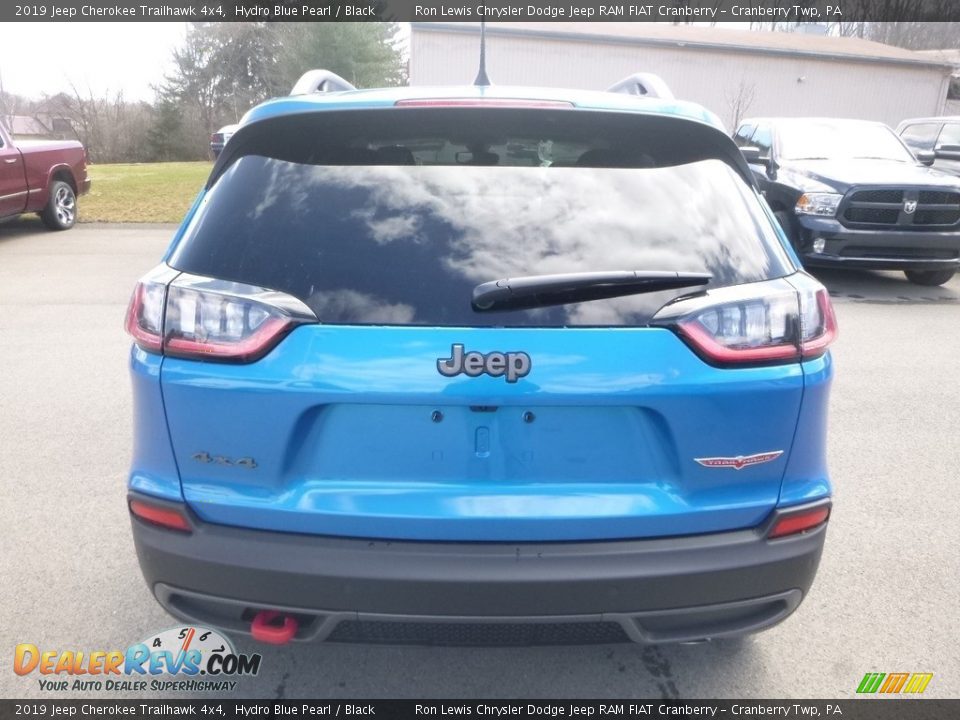 2019 Jeep Cherokee Trailhawk 4x4 Hydro Blue Pearl / Black Photo #4