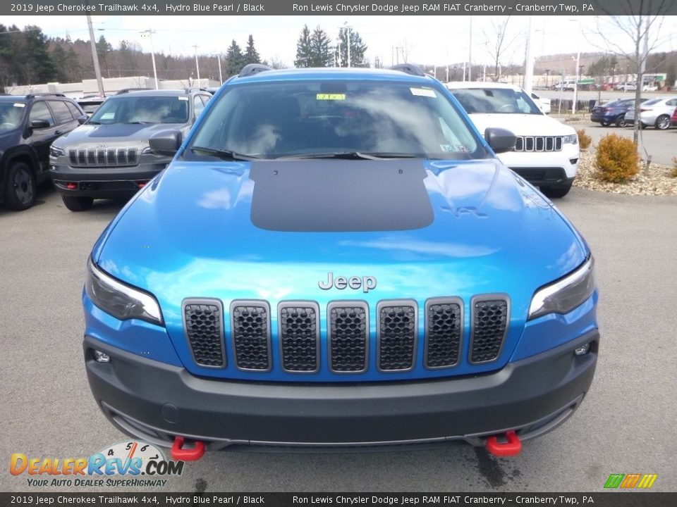 2019 Jeep Cherokee Trailhawk 4x4 Hydro Blue Pearl / Black Photo #8