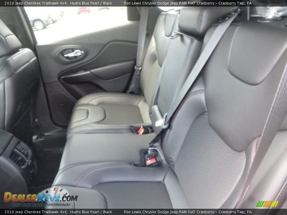 2019 Jeep Cherokee Trailhawk 4x4 Hydro Blue Pearl / Black Photo #12