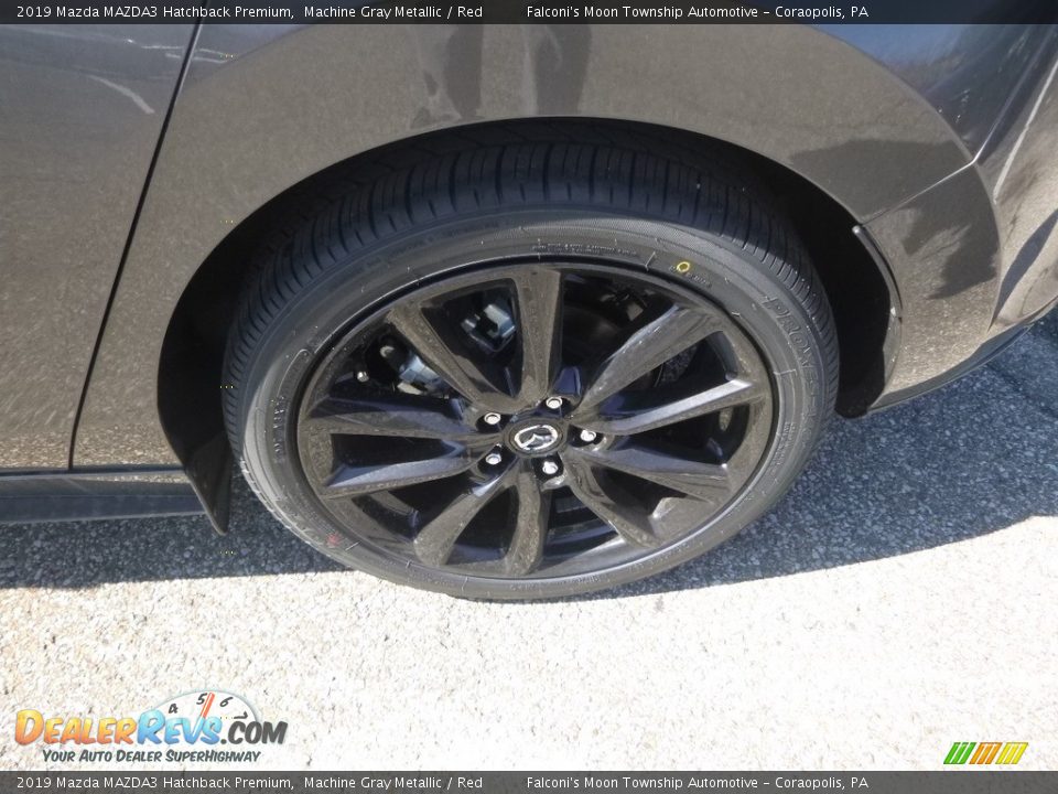 2019 Mazda MAZDA3 Hatchback Premium Machine Gray Metallic / Red Photo #7