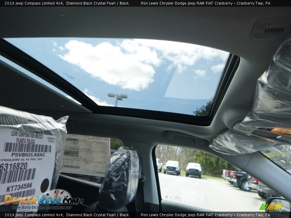 2019 Jeep Compass Limited 4x4 Diamond Black Crystal Pearl / Black Photo #12