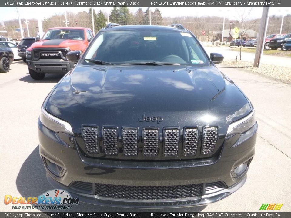 2019 Jeep Cherokee Latitude Plus 4x4 Diamond Black Crystal Pearl / Black Photo #8