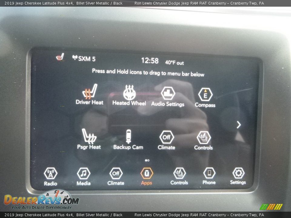 2019 Jeep Cherokee Latitude Plus 4x4 Billet Silver Metallic / Black Photo #15