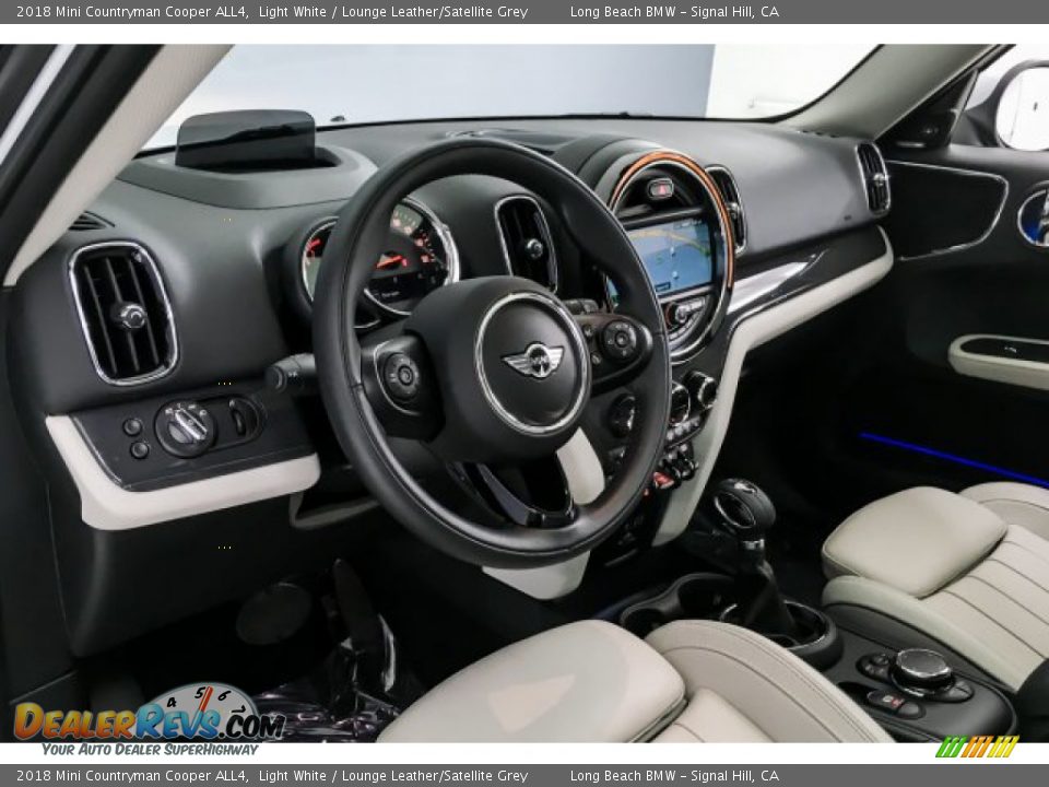Front Seat of 2018 Mini Countryman Cooper ALL4 Photo #20