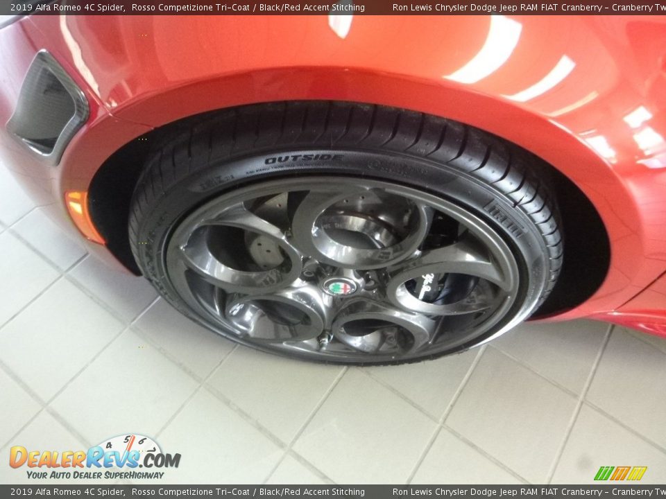 2019 Alfa Romeo 4C Spider Wheel Photo #3