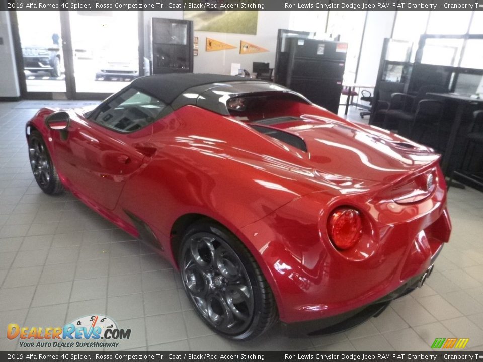 Rosso Competizione Tri-Coat 2019 Alfa Romeo 4C Spider Photo #4