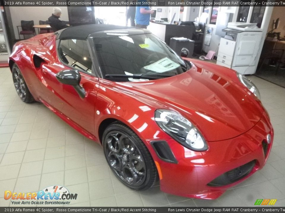 Rosso Competizione Tri-Coat 2019 Alfa Romeo 4C Spider Photo #8