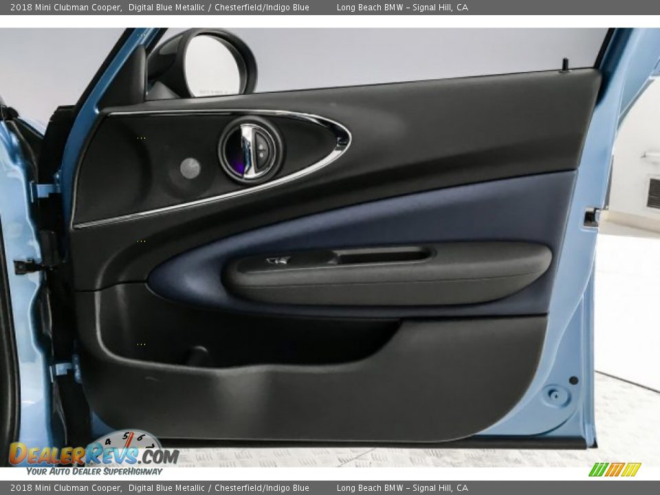 Door Panel of 2018 Mini Clubman Cooper Photo #29