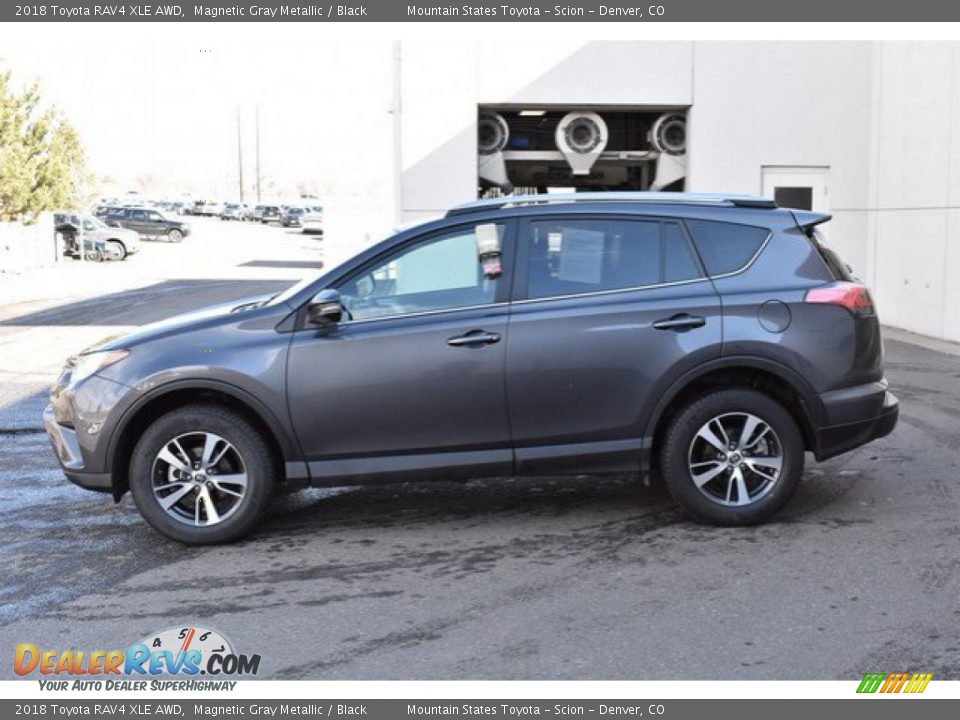 2018 Toyota RAV4 XLE AWD Magnetic Gray Metallic / Black Photo #3