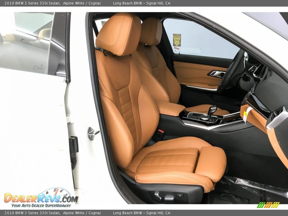 2019 BMW 3 Series 330i Sedan Alpine White / Cognac Photo #5