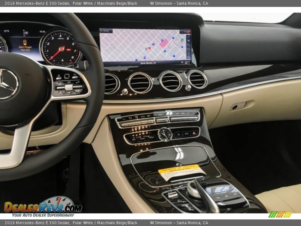 2019 Mercedes-Benz E 300 Sedan Polar White / Macchiato Beige/Black Photo #6