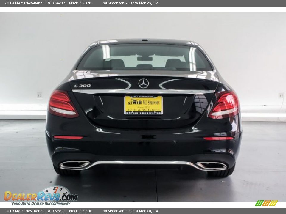 2019 Mercedes-Benz E 300 Sedan Black / Black Photo #3