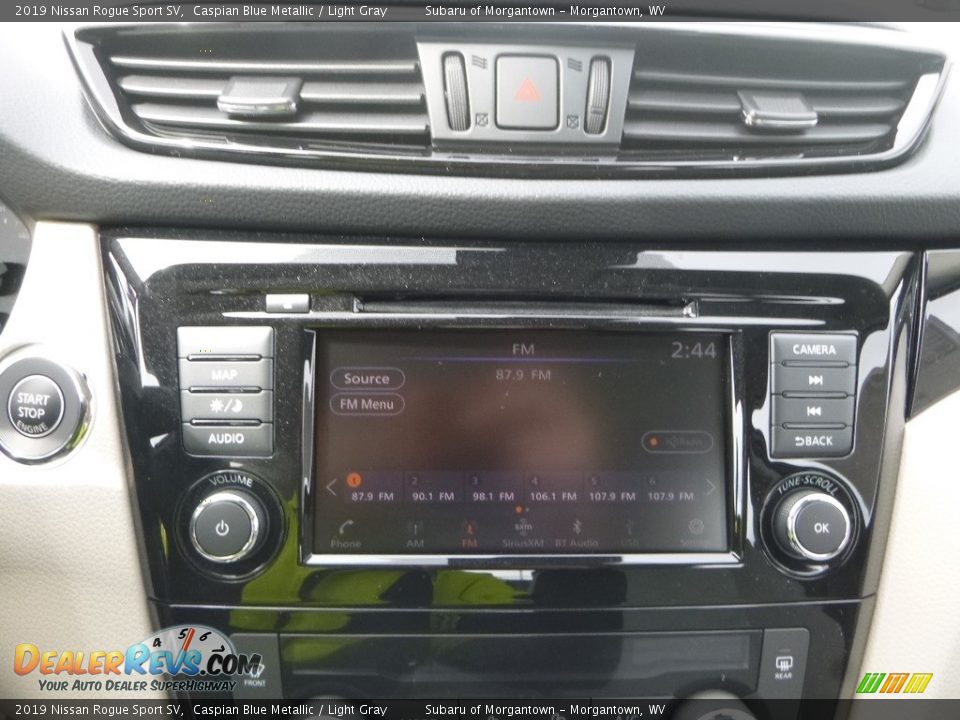 Controls of 2019 Nissan Rogue Sport SV Photo #17