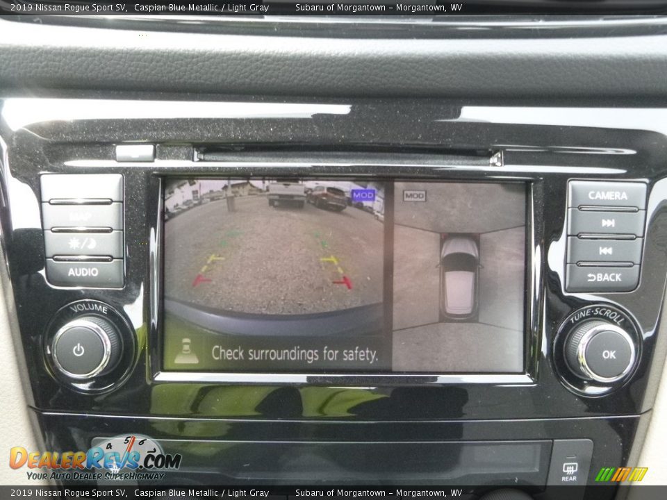 Controls of 2019 Nissan Rogue Sport SV Photo #19