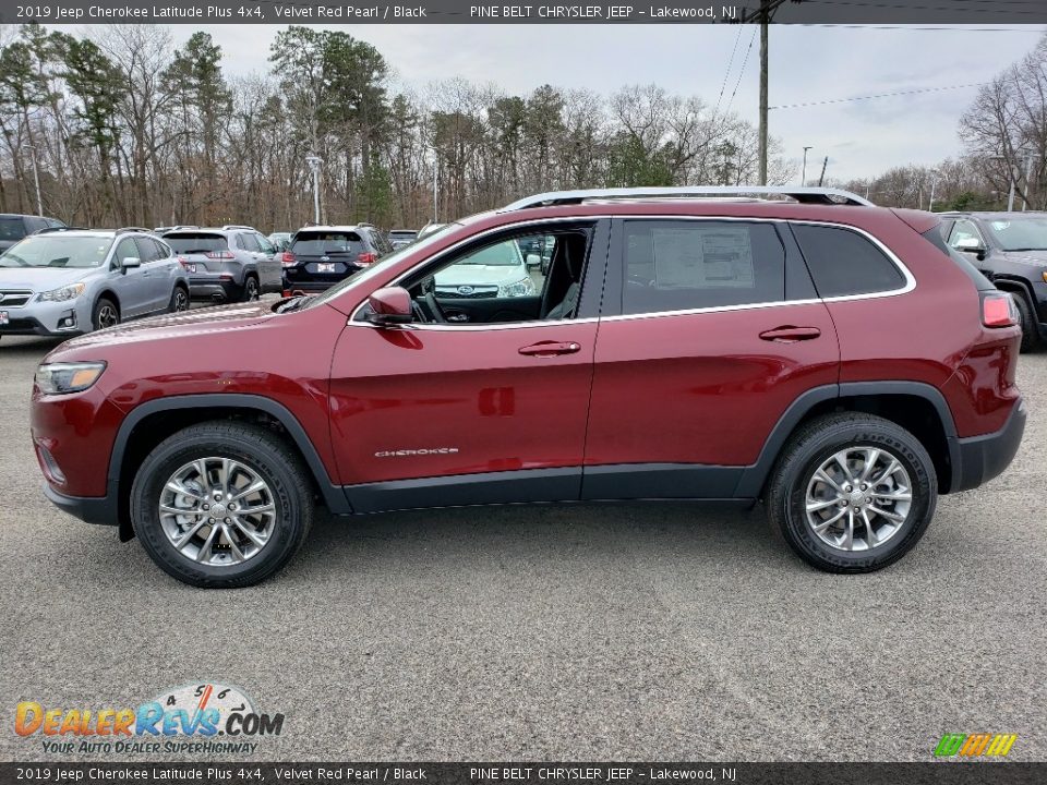 2019 Jeep Cherokee Latitude Plus 4x4 Velvet Red Pearl / Black Photo #3