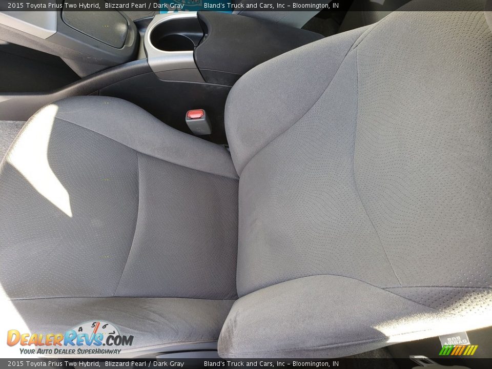 2015 Toyota Prius Two Hybrid Blizzard Pearl / Dark Gray Photo #7