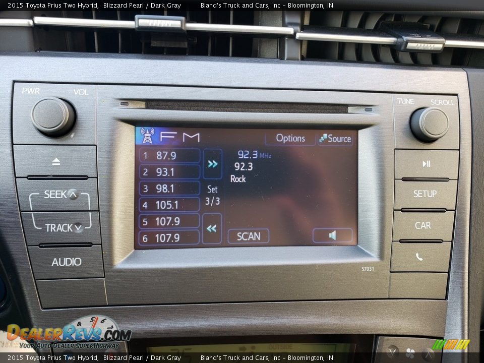 2015 Toyota Prius Two Hybrid Blizzard Pearl / Dark Gray Photo #18