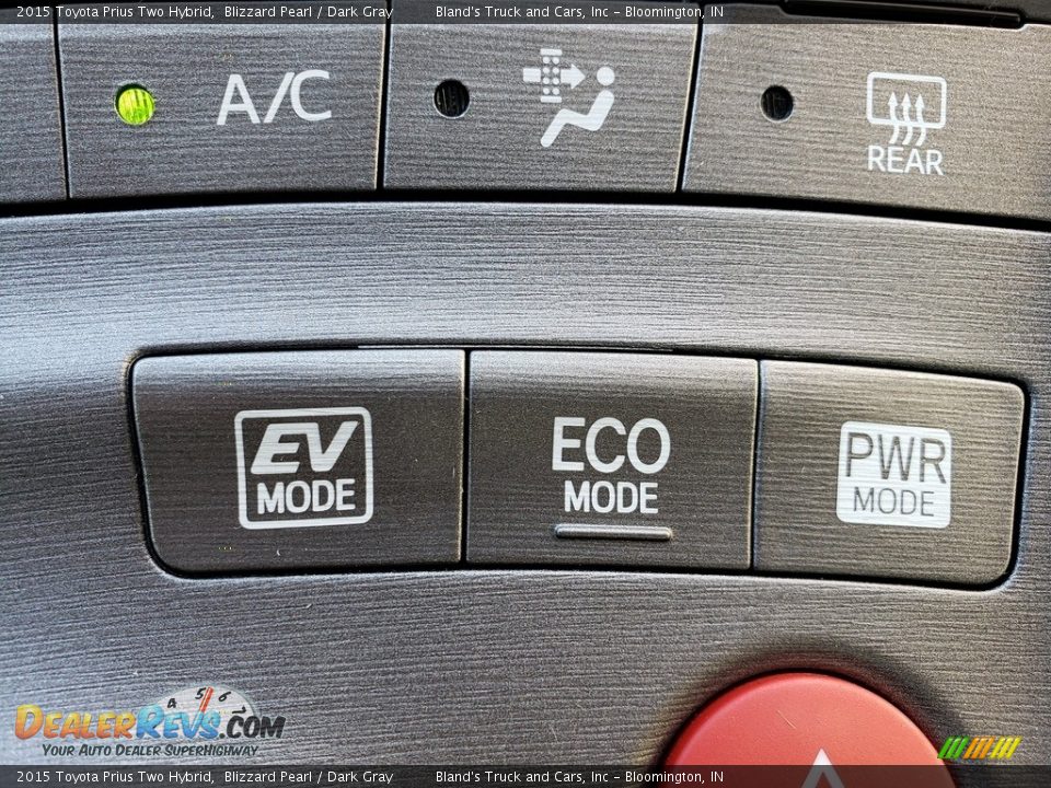 2015 Toyota Prius Two Hybrid Blizzard Pearl / Dark Gray Photo #23