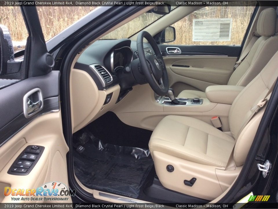 2019 Jeep Grand Cherokee Limited 4x4 Diamond Black Crystal Pearl / Light Frost Beige/Black Photo #8
