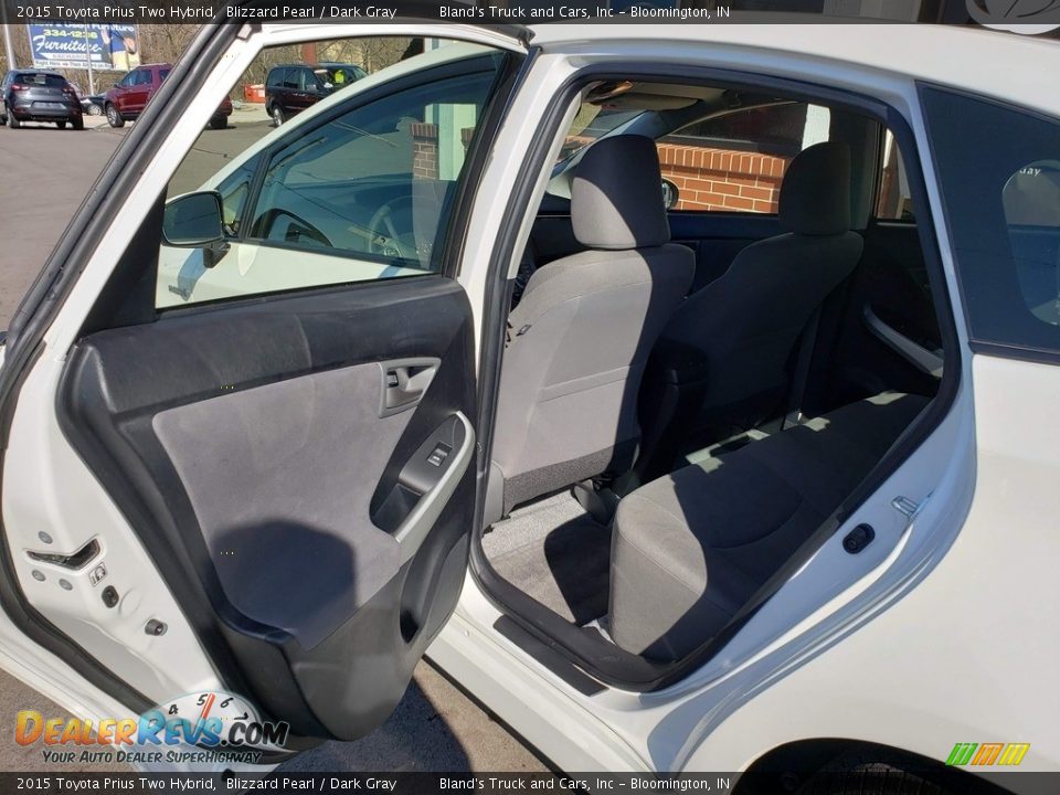 2015 Toyota Prius Two Hybrid Blizzard Pearl / Dark Gray Photo #27