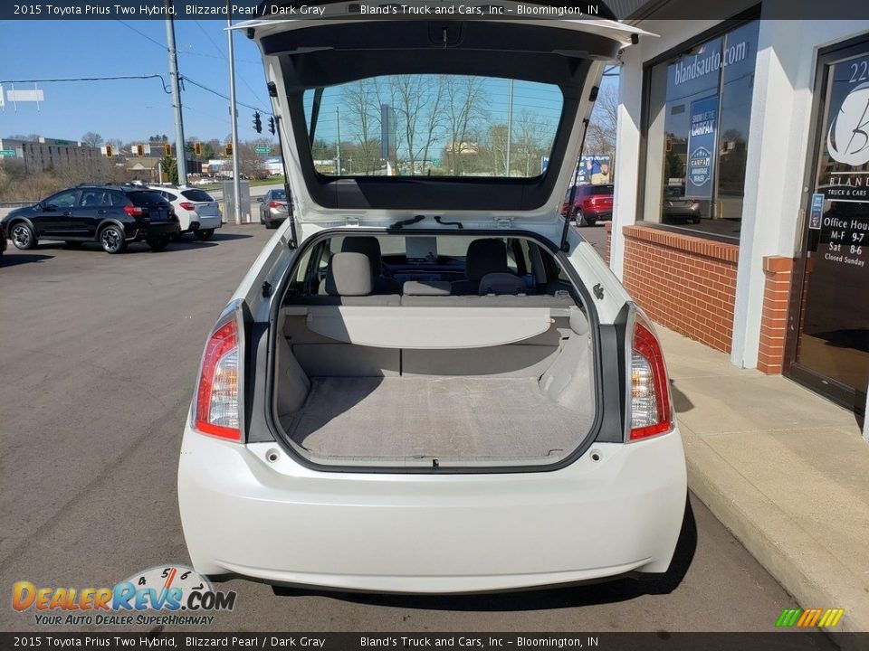 2015 Toyota Prius Two Hybrid Blizzard Pearl / Dark Gray Photo #36