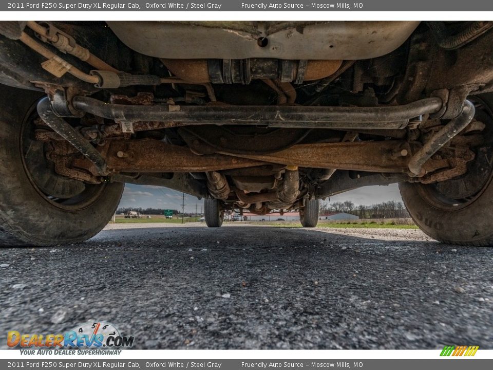 2011 Ford F250 Super Duty XL Regular Cab Oxford White / Steel Gray Photo #10