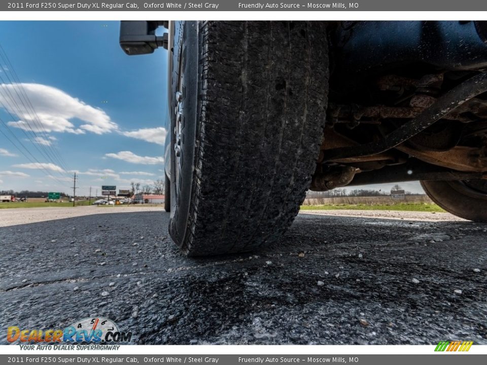 2011 Ford F250 Super Duty XL Regular Cab Oxford White / Steel Gray Photo #11