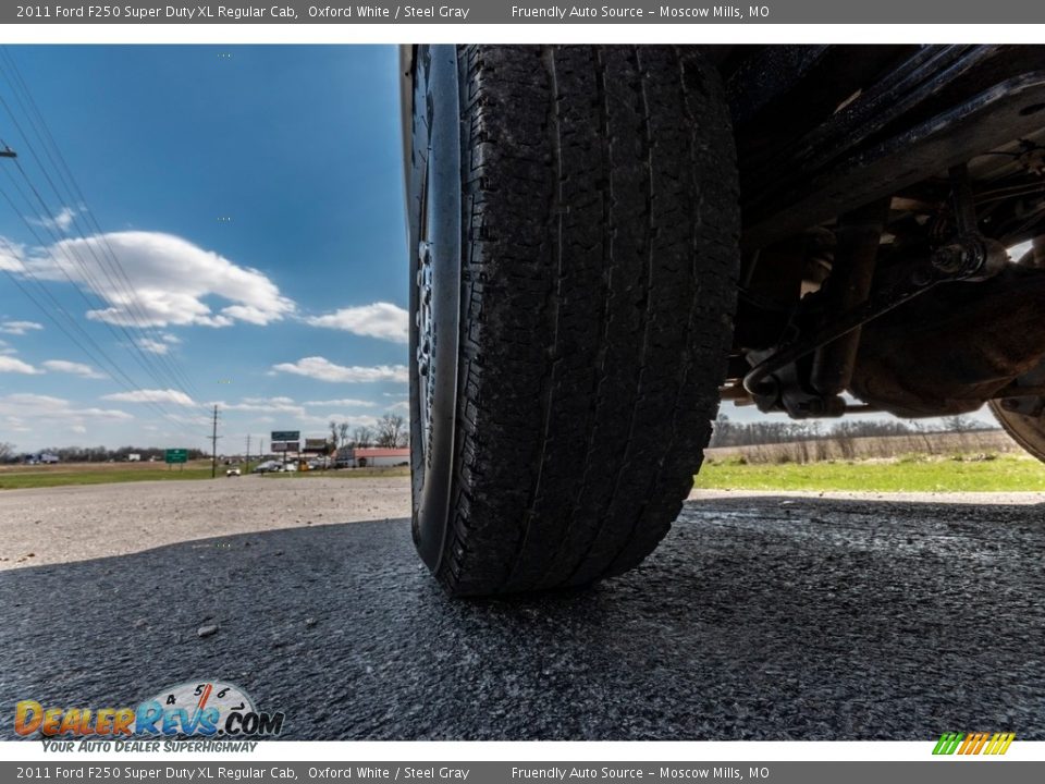 2011 Ford F250 Super Duty XL Regular Cab Oxford White / Steel Gray Photo #13
