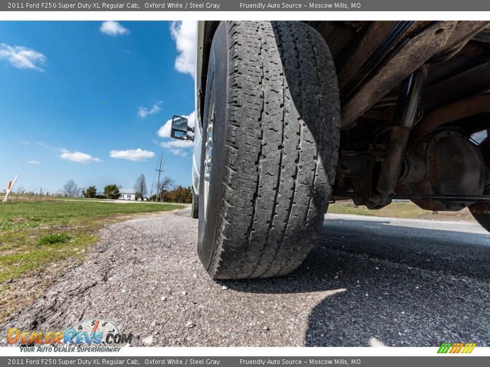 2011 Ford F250 Super Duty XL Regular Cab Oxford White / Steel Gray Photo #15