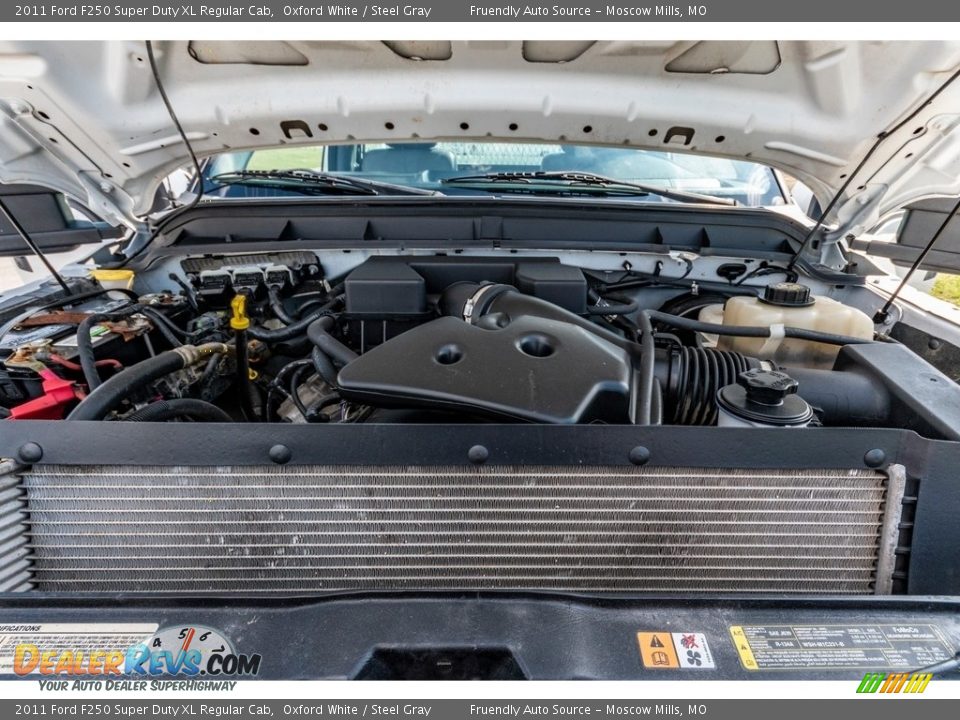 2011 Ford F250 Super Duty XL Regular Cab Oxford White / Steel Gray Photo #17