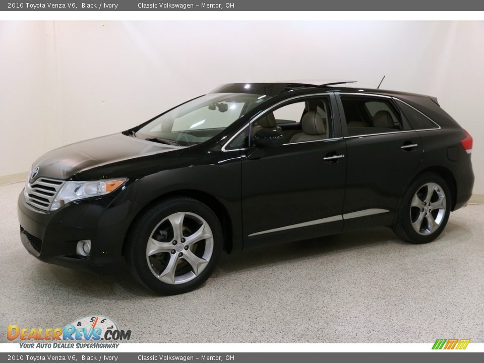2010 Toyota Venza V6 Black / Ivory Photo #3