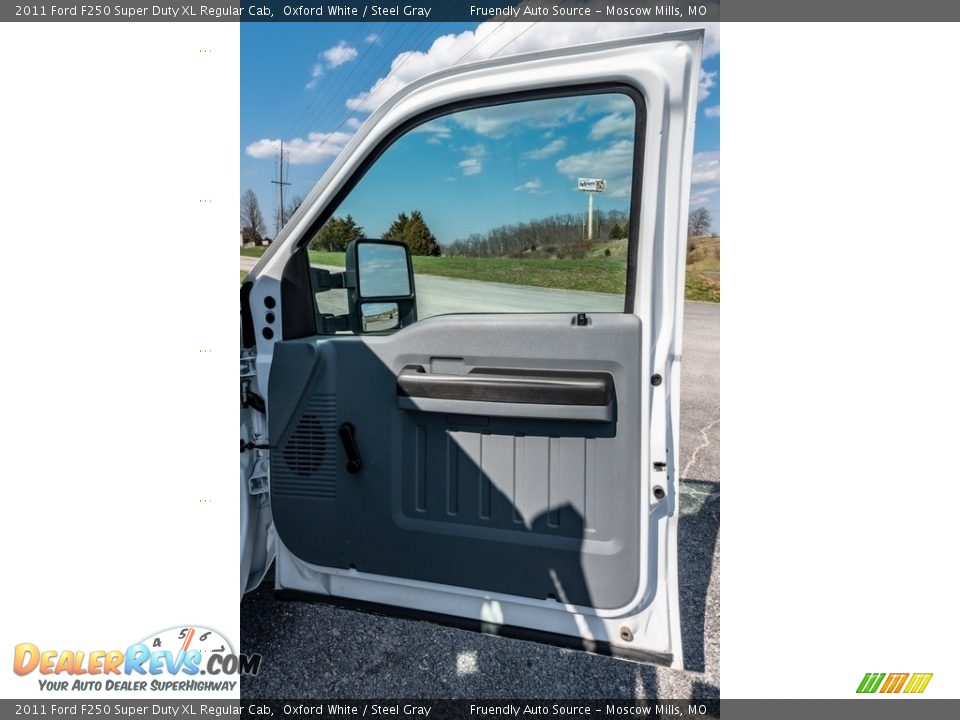 2011 Ford F250 Super Duty XL Regular Cab Oxford White / Steel Gray Photo #27