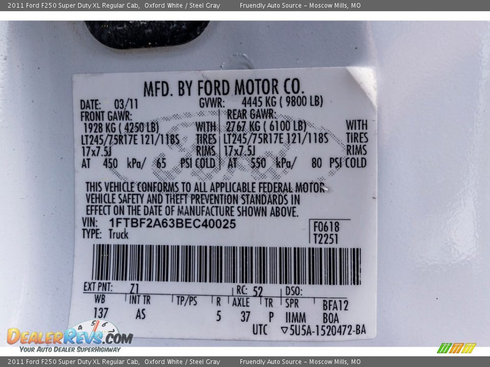 2011 Ford F250 Super Duty XL Regular Cab Oxford White / Steel Gray Photo #35
