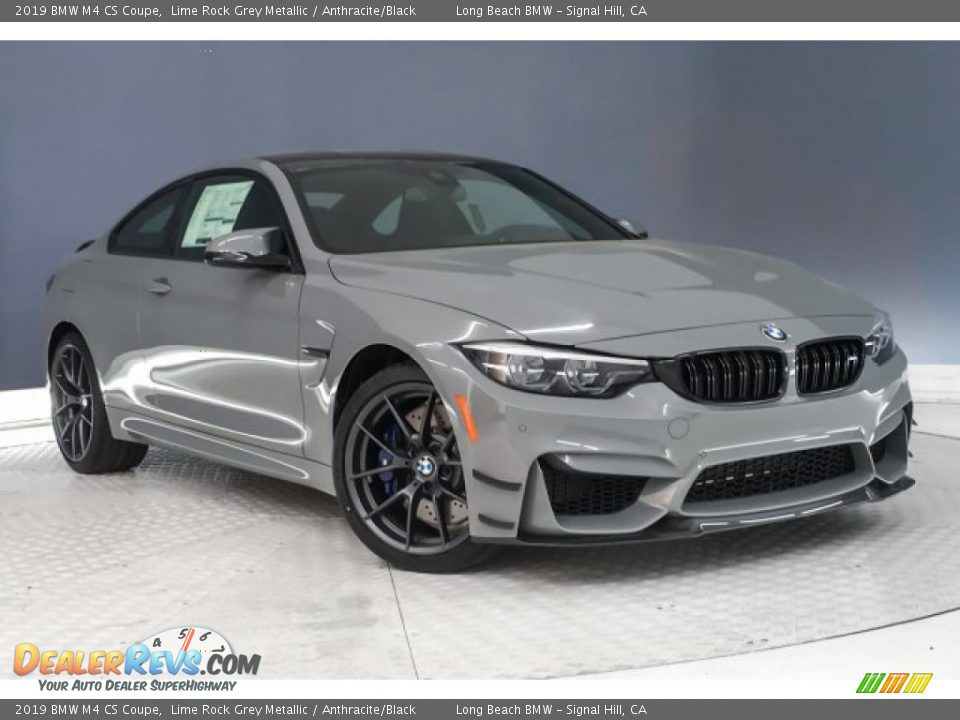 Front 3/4 View of 2019 BMW M4 CS Coupe Photo #12