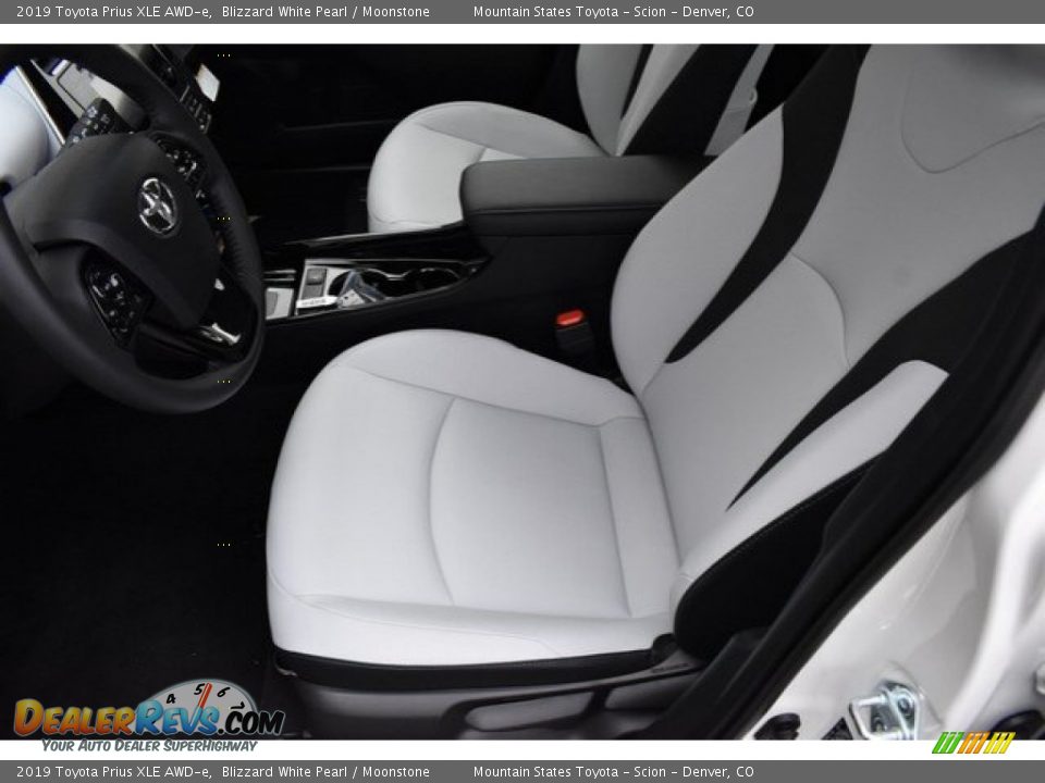 2019 Toyota Prius XLE AWD-e Blizzard White Pearl / Moonstone Photo #6