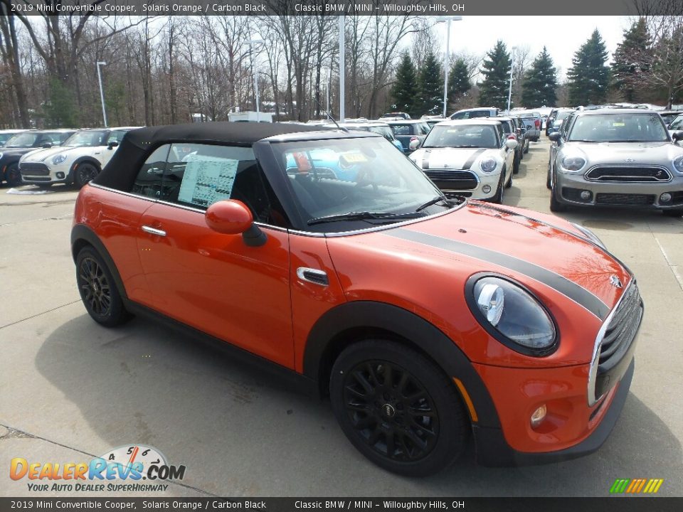 Front 3/4 View of 2019 Mini Convertible Cooper Photo #1